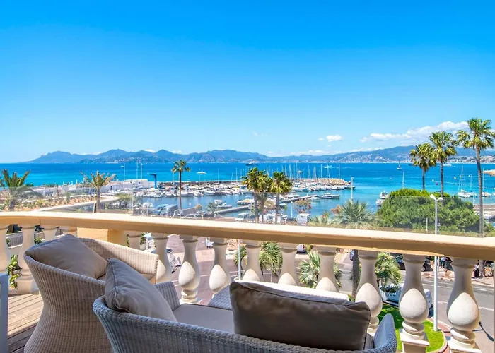 Stunning 3 Bedrooms With A Sea View Terrace